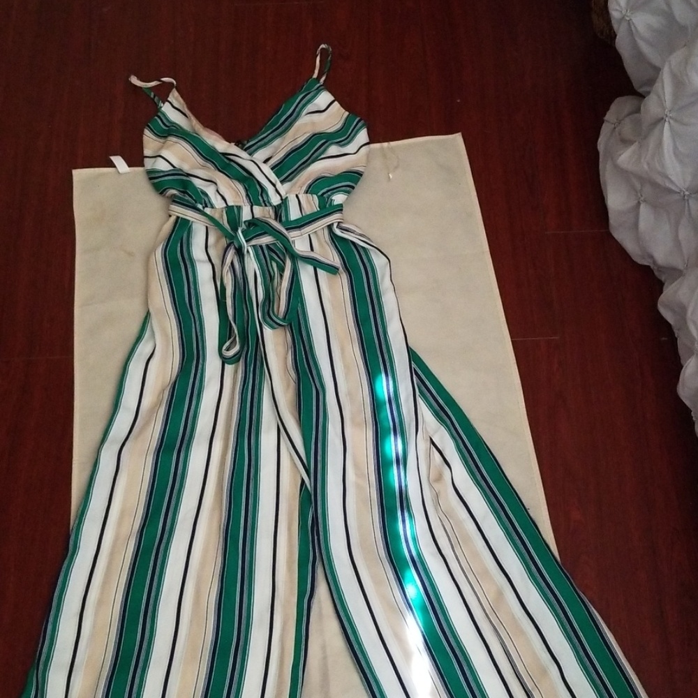 CLOTHES